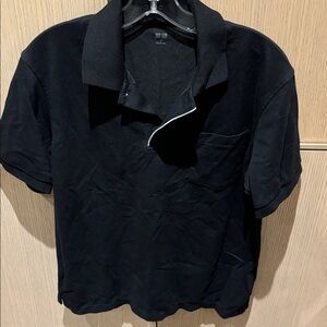 Uniqlo men’s black polo